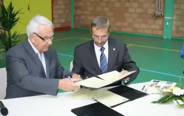 FRANCJA 10 LECIE. SIERENTZ (2)