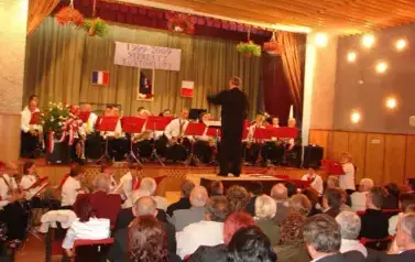 Francja 10 lecie. KOSTOMŁOTY  (32)