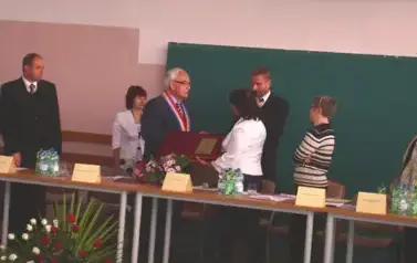 Francja 10 lecie. KOSTOMŁOTY  (30)