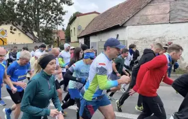 I BIEG SZLAKIEM WIATRAK&Oacute;W 12.10 (2)