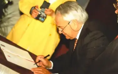 WSP&Oacute;ŁPRACA FRANCJA 1999 R (1)