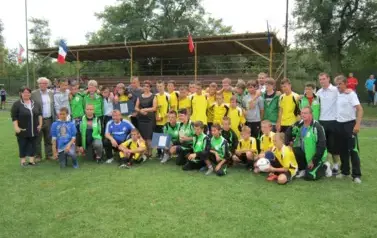 MIĘDZYNARODOWE ROZGRYWKI PIŁKARSKIE W GMINIE KOSTOMŁOTY 2012.