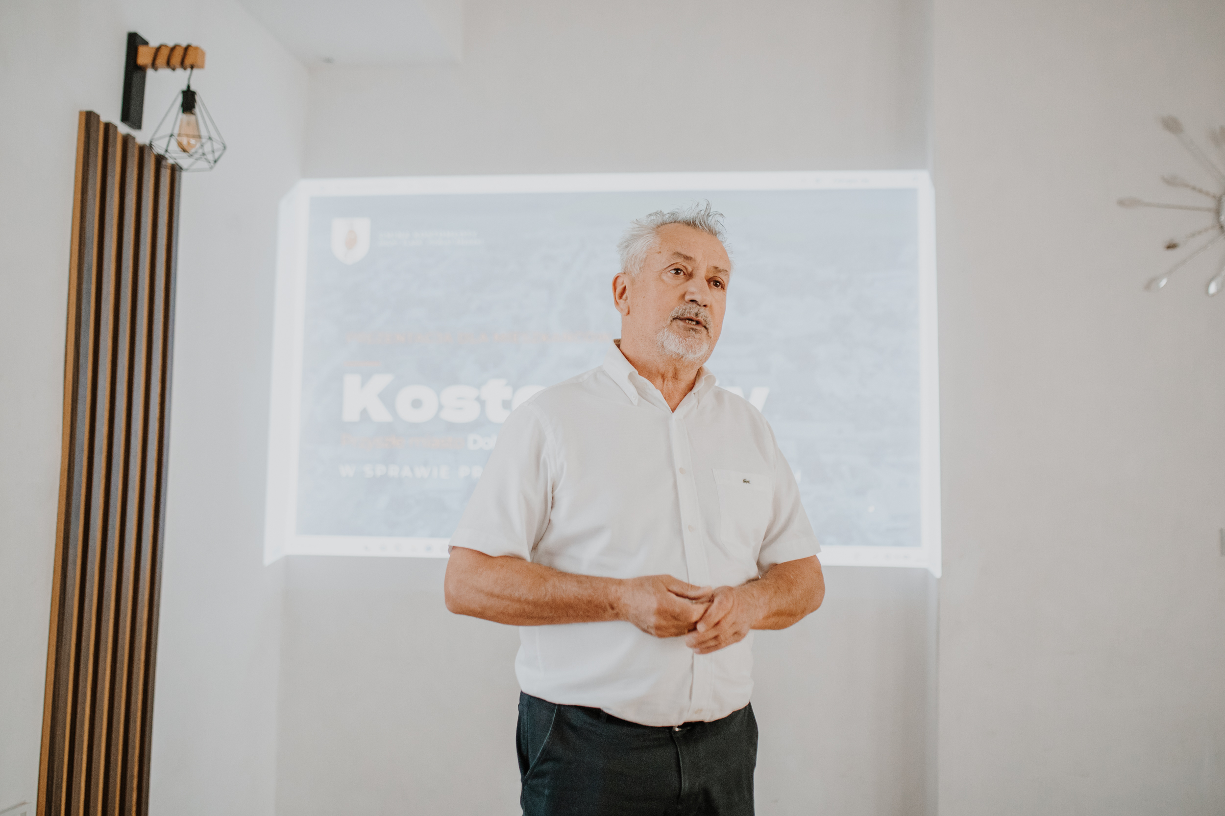 Spotkanie informacyjne dla mieszkańc&oacute;w w&nbsp;sprawie przywr&oacute;cenia praw miejskich miejscowości Kostomłoty