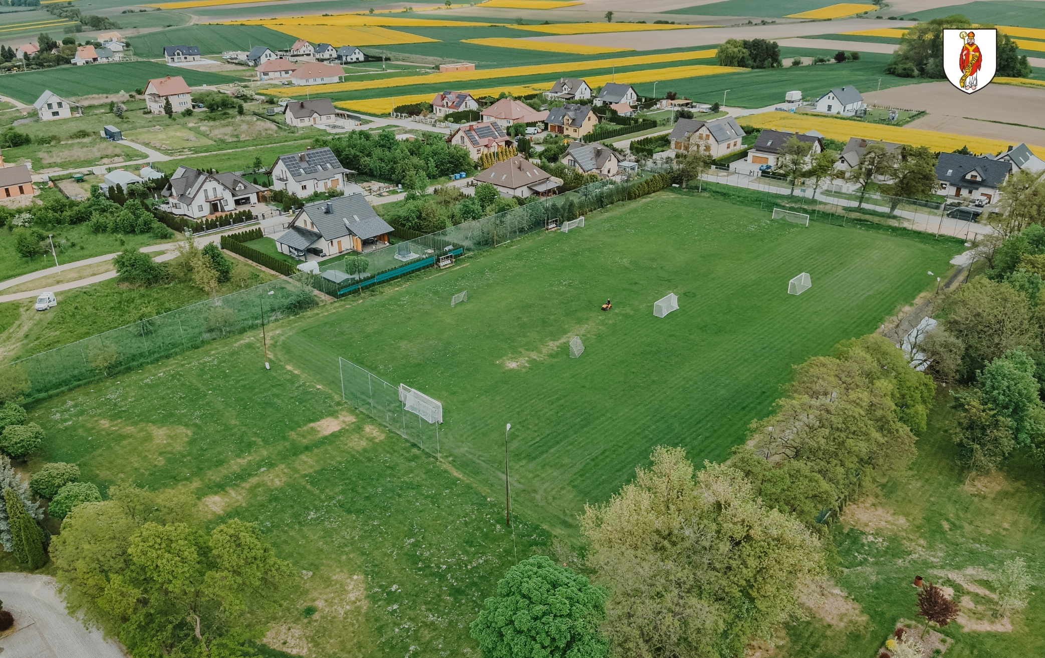 Boisko sportowe w&nbsp;Kostomłotach